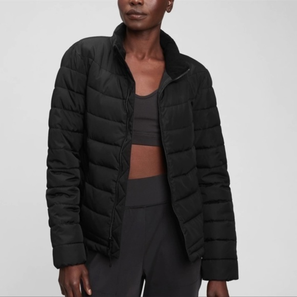 Old Navy black Puffer Jacket size Large